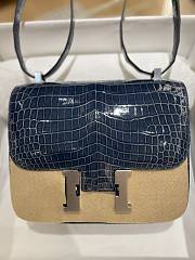 Hermes Constance 24 Blue Crocodile Leather - 1
