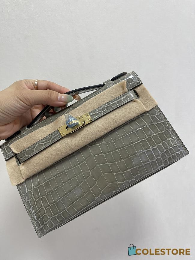 Hermes Mini Kelly In Light Grey Crocodile Leather 19 cm - 1