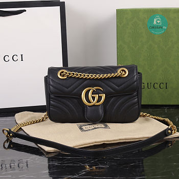 Gucci Marmont Matelassé Leather In Black 22x14x6 cm
