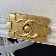 Chanel Mini Boy Handbag In White 18x13x6.5 cm - 2