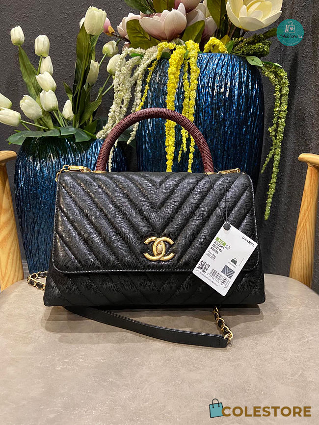 Chanel Coco Handle Chevron Caviar In Black 29x18x12 cm - 1