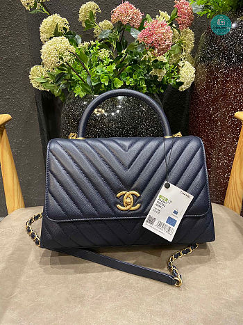 Chanel Coco Handle Chevron Caviar In Navy 29x18x12 cm