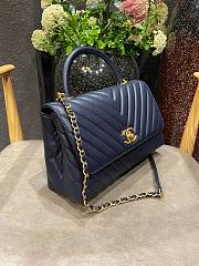 Chanel Coco Handle Chevron Caviar In Navy 29x18x12 cm - 5