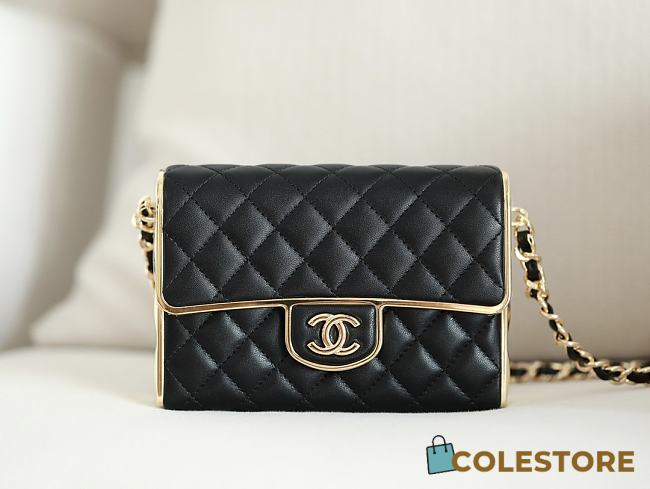 Chanel Small Evening Bag Lambskin In Black 9x13x4cm  - 1