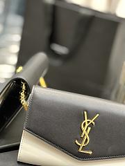 YSL Uptown Chain Wallet In Shiny Smooth Leather 19x12x4 cm - 3
