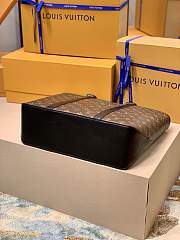 Louis Vuitton Week-End Tote PM Monogram Macassar Canvas 37 x 29 x 13 cm - 3