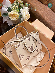 Louis Vuitton Onthego PM Bicolor Monogram Empreinte Leather 25x19x11.5cm - 5