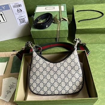 Gucci Attache Small Shoulder Bag 6 9 9 4 0 9 size 23 x 22 x 5 cm