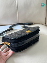 Chanel Messenger Bag Shiny Calfskin 22cm - 5