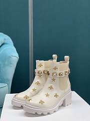 Gucci Embroidered Leather Ankle Boots In White - 2