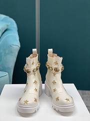 Gucci Embroidered Leather Ankle Boots In White - 5
