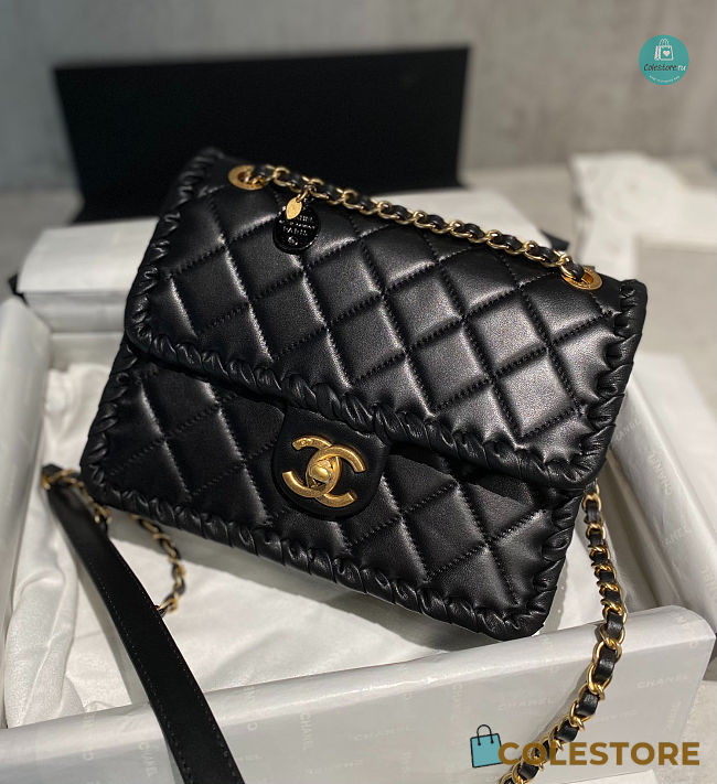 Chanel Flap Bag Shoulder In Black AS2496 22x16x7cm - 1
