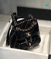 Chanel 22 Duma Backpack In Black Lambskin 18×18×12cm  - 4
