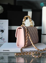 Chanel 22B Handle Chain Bag Light Pink  - 3