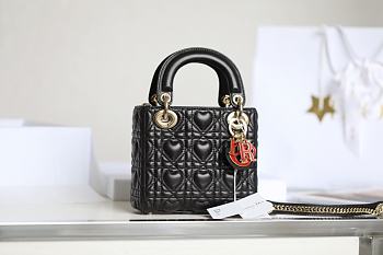 DIOR Dioramour Bag Black Cannage Lambskin with Heart Motif 20 x 16.5 x 8 cm