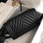 Chanel V-Boy handbag calfskin & gold metal in Black 25cm - 2