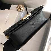 Chanel V-Boy handbag calfskin & gold metal in Black 25cm - 3