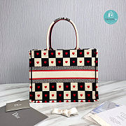 Dior Book Tote Medium Dioramour D-Chess Heart Embroidery 36.5x28x16 cm - 4
