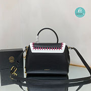 Versace La Medusa Bag In Black 25x15x22 cm - 3