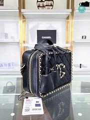 Chanel Small Vanity Case Goatskin & Gold-Tone Metal Black 18x14x8cm - 5