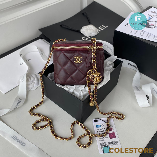 Chanel Small Classic Box On Chain Lambskin Dark Red 11x8.5x7cm - 1
