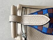 Hermes Taurillon Clemence Mini Lindy In 19x2.5x9cm  - 6