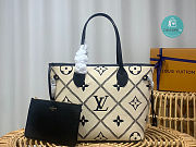 Louis Vuitton Neverfull MM Bag+Pouch Empreinte Cream/Black 31.0 x 28.0 x 14.0 cm - 1