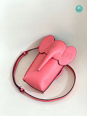 Loewe Elephant Leather Cross-body bag In Avocado Pink 19x8x4cm - 3
