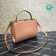 Valentino Garavani Rockstud-embellished Tote Bag In Nude 22x17x7cm  - 4