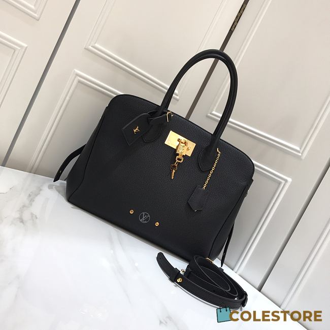 Louis Vuitton Veau Nuage Leather Milla MM In Black 30.0 x 26.0 x 12.0 cm - 1