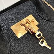 Louis Vuitton Veau Nuage Leather Milla MM In Black 30.0 x 26.0 x 12.0 cm - 3