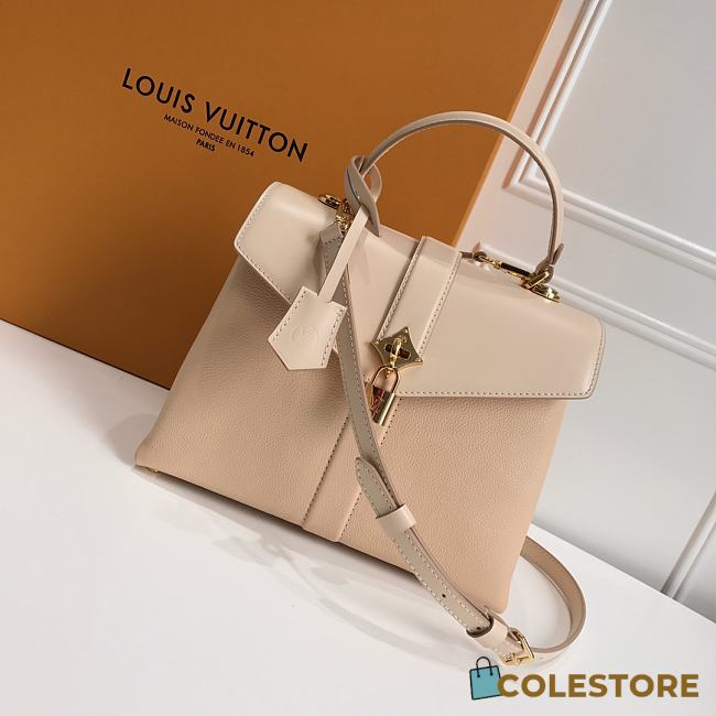 Louis Vuitton Rose Des Vents PM Handbag In Cream 26 .5 x 19.5 x 11.0 cm - 1