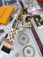 Louis Vuitton Confidential Monogram Giant Twill Silk Double-sided Scarves 4 styles size 8X120cm - 2