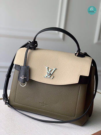  Louis Vuitton Lockme Ever Lockme In Light Khaki 31x46x17 cm