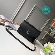  Louis Vuitton Mylockme Chain Bag Lockme Leather In Black 22.5 x 17.0 x 5.5 cm - 1