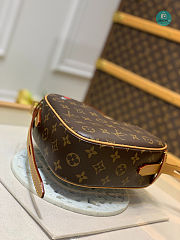 Louis Vuitton Game On Coeur Crossbody Bag Monogram 22 x 16 x 6 cm - 4