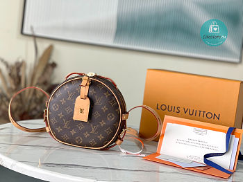 Louis Vuitton Boite Chapeau Souple MM Monogram Canvas 20 x 22.5 x 8 cm