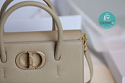 Dior 30 Montaigne St Honore Tote In Beige 25 x 19 x 12 cm - 5