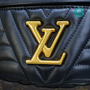 Louis Vuitton New Bumbag Wave Waist Bag 30x11x11 cm - 4