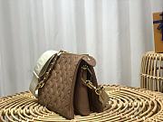 Louis Vuitton Coussin PM Bag In Taupe Size 26 x 20 x 12 cm - 4
