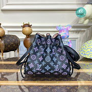 Louis Vuitton Bella Bucket Bag Size 9x22x14 - 5