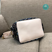 Louis Vuitton Petit Noe Monogram Multicolore 25x27x18 cm - 6