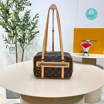 Louis Vuitton Cité Monogram Canvas 26x10x16cm