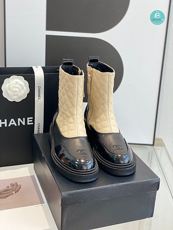 Chanel Boots In Beige 002