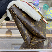 Louis Vuitton Diane Bag Monogram Canvas 25.0 × 9.0 × 15 cm - 4
