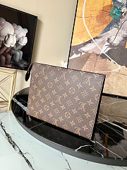Louis Vuitton Poche Toilette NM Monogram 25 x 20x 5.5 cm - 3