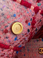 Chanel 22 Handbag Tweed & Gold-Tone Metal Pink 39x42x8cm - 4