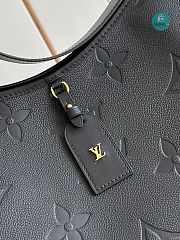 Louis Vuitton CarryAll MM Monogram Empreinte Leather in Black 39 x 30 x 15 cm - 6