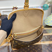 Louis Vuitton Diane Bag Monogram Canvas 25.0 × 9.0 × 15.0 cm - 5