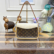 Louis Vuitton Diane Bag Monogram Canvas 25.0 × 9.0 × 15.0 cm - 3
